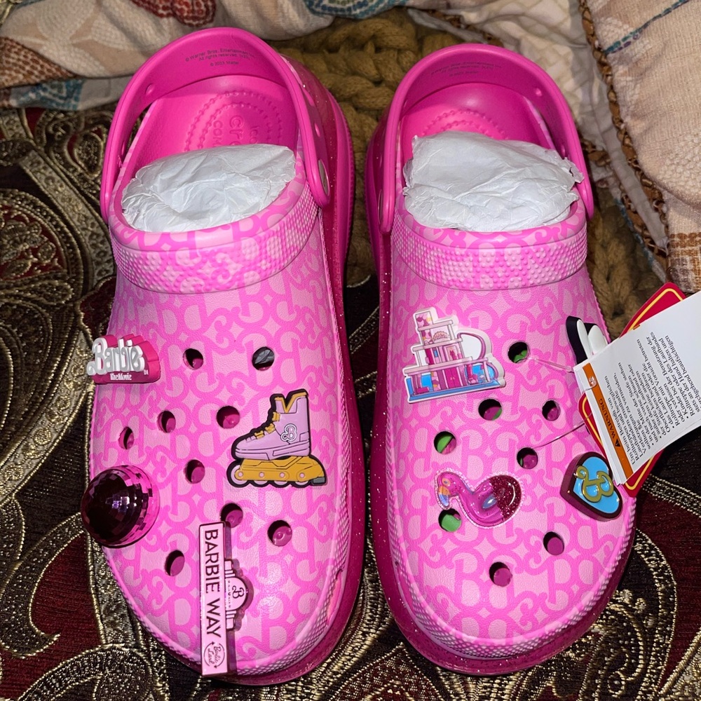 BARBIE CROCS